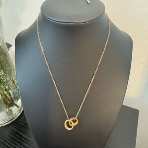 JS Boutique Gold Circle Necklace
